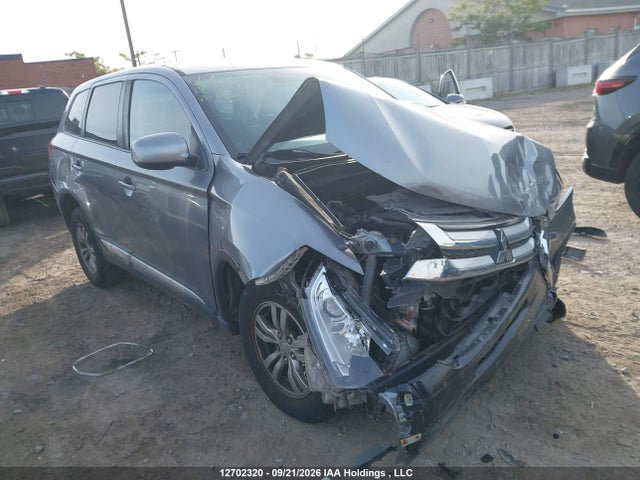 Продажа на аукционе авто 2018 Mitsubishi Outlander Es, vin: JA4AZ2A32JZ602548, номер лота: 12702320