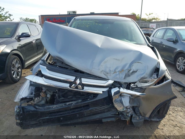 Продаж на аукціоні авто 2018 Mitsubishi Outlander Es, vin: JA4AZ2A32JZ602548, номер лоту: 12702320