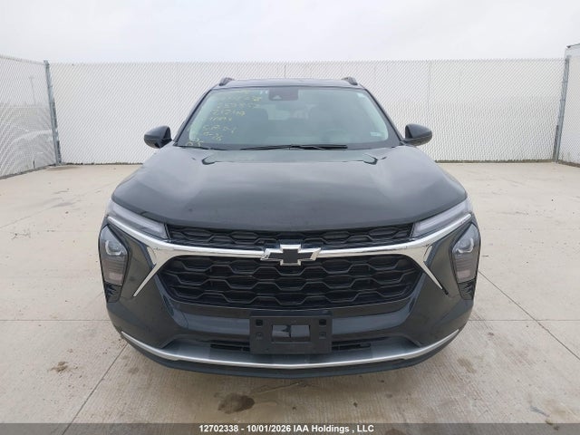 12702338 :رقم المزاد ، KL77LHE26SC287857 vin ، 2025 Chevrolet Trax 1lt مزاد بيع