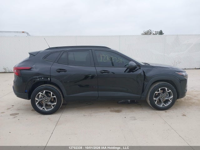 12702338 :رقم المزاد ، KL77LHE26SC287857 vin ، 2025 Chevrolet Trax 1lt مزاد بيع