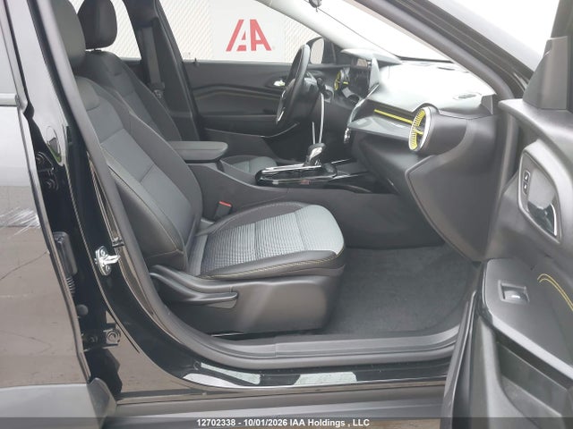 12702338 :رقم المزاد ، KL77LHE26SC287857 vin ، 2025 Chevrolet Trax 1lt مزاد بيع