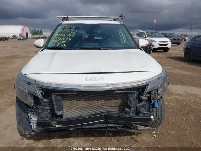 KIA Seltos 2023 KNDEUCAA6P7348387 Image 12