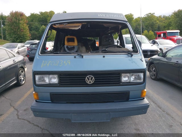 1988 Volkswagen Vanagon Campmobile მანქანა იყიდება აუქციონზე, vin: WV2ZB0252JH049313, აუქციონის ნომერი: 12702359