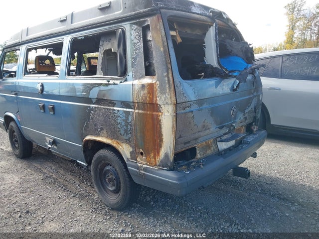 1988 Volkswagen Vanagon Campmobile მანქანა იყიდება აუქციონზე, vin: WV2ZB0252JH049313, აუქციონის ნომერი: 12702359