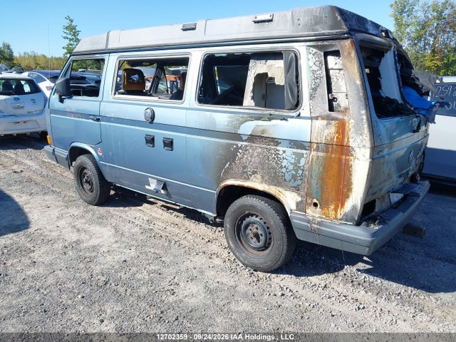 1988 Volkswagen Vanagon Campmobile მანქანა იყიდება აუქციონზე, vin: WV2ZB0252JH049313, აუქციონის ნომერი: 12702359