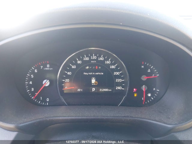 2016 Kia Sorento 2.0l Sx მანქანა იყიდება აუქციონზე, vin: 5XYPKDA10GG157118, აუქციონის ნომერი: 12702377