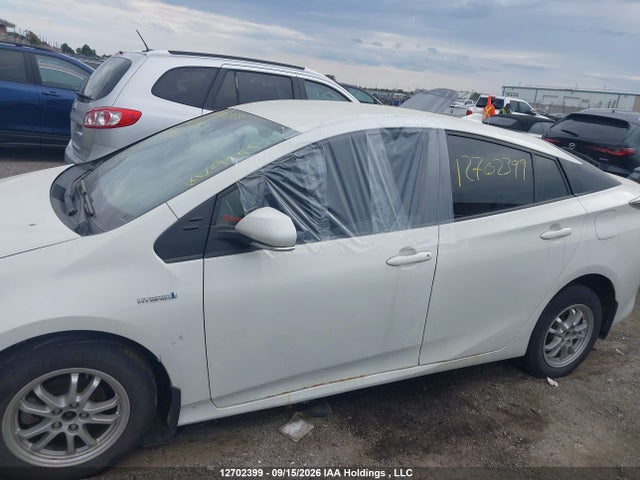 2016 Toyota Prius Technology/touring მანქანა იყიდება აუქციონზე, vin: JTDKBRFU7G3022295, აუქციონის ნომერი: 12702399