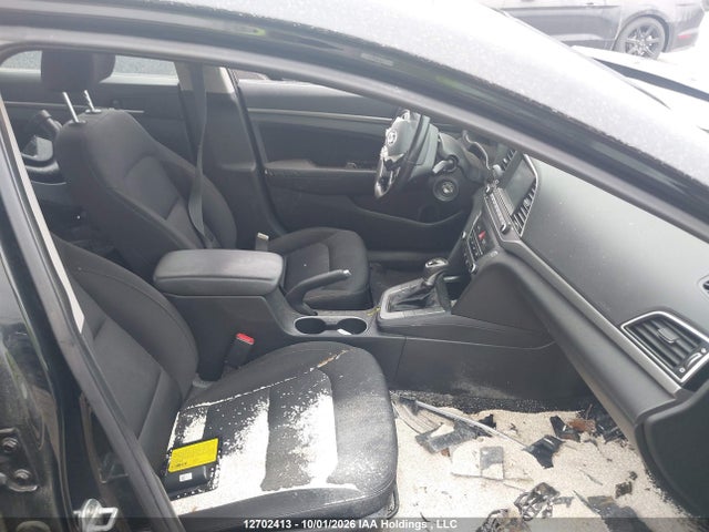 KMHD84LF6HU396467 Hyundai ELANTRA GL