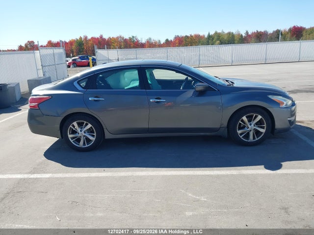 2015 Nissan Altima მანქანა იყიდება აუქციონზე, vin: 1N4AL3AP4FN395309, აუქციონის ნომერი: 12702417
