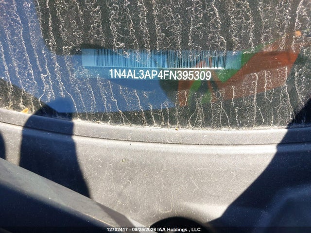 2015 Nissan Altima მანქანა იყიდება აუქციონზე, vin: 1N4AL3AP4FN395309, აუქციონის ნომერი: 12702417