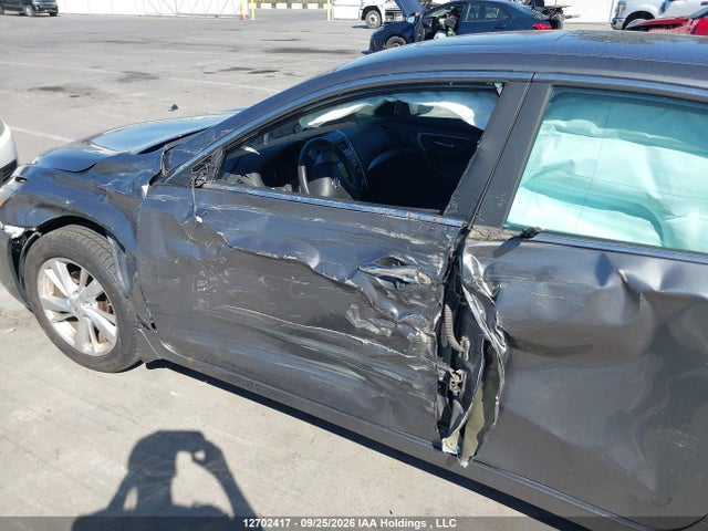 2015 Nissan Altima მანქანა იყიდება აუქციონზე, vin: 1N4AL3AP4FN395309, აუქციონის ნომერი: 12702417