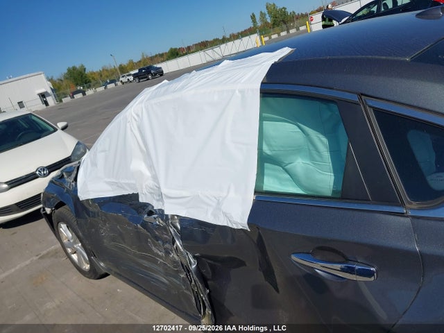 2015 Nissan Altima მანქანა იყიდება აუქციონზე, vin: 1N4AL3AP4FN395309, აუქციონის ნომერი: 12702417