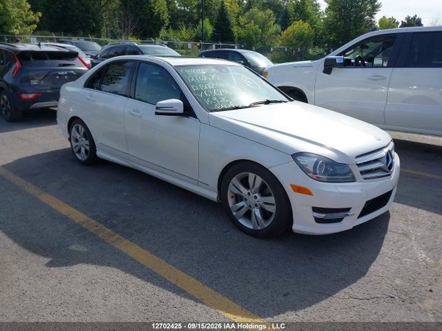 2012 Mercedes-benz C 300 4matic მანქანა იყიდება აუქციონზე, vin: WDDGF8BB5CA636234, აუქციონის ნომერი: 12702425