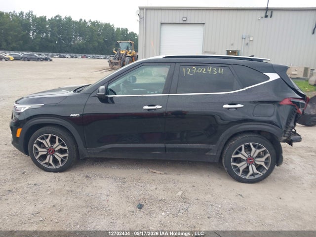 2022 Kia Seltos Sx Turbo W/black Interior/sx Turbo W/burgundy Interior მანქანა იყიდება აუქციონზე, vin: KNDETCA25N7267258, აუქციონის ნომერი: 12702434
