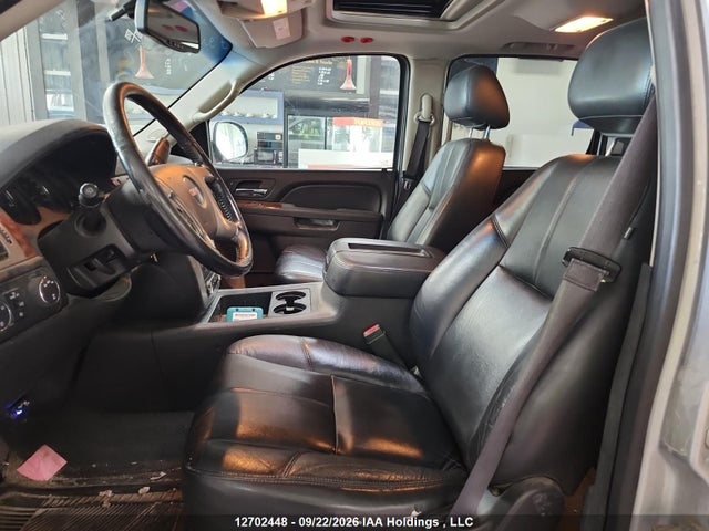 2013 Gmc Yukon Xl მანქანა იყიდება აუქციონზე, vin: 1GKS2LE73DR211435, აუქციონის ნომერი: 12702448