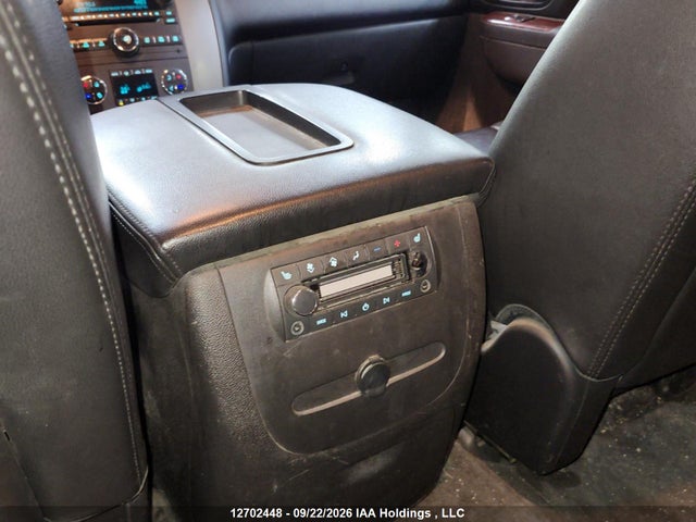 2013 Gmc Yukon Xl მანქანა იყიდება აუქციონზე, vin: 1GKS2LE73DR211435, აუქციონის ნომერი: 12702448