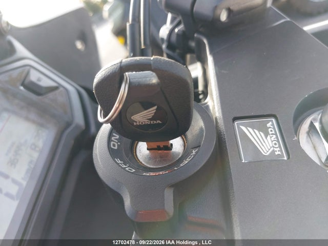 MLHPC4426E5100135 Honda Cbr500 Ra