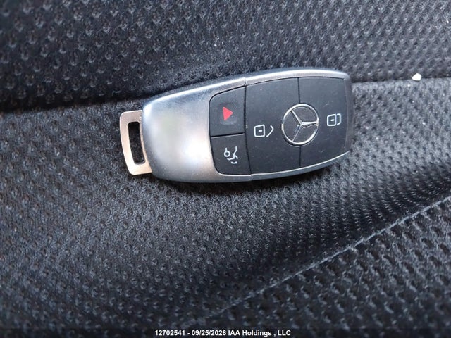 2022 Mercedes-benz Glc 300 4matic მანქანა იყიდება აუქციონზე, vin: W1N0G8EB9NV389972, აუქციონის ნომერი: 12702541