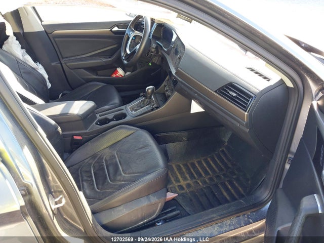 Auction sale of the 2021 Volkswagen Jetta Sel Premium, vin: 3VWG57BU7MM052850, lot number: 12702569
