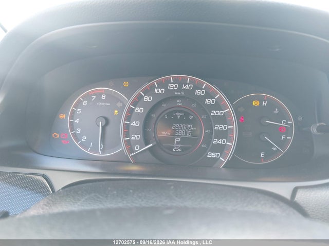 2013 Honda Accord მანქანა იყიდება აუქციონზე, vin: 1HGCR2F58DA808177, აუქციონის ნომერი: 12702575