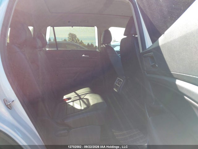 12702582 :رقم المزاد ، 1V2RR2CA0JC565926 vin ، 2018 Volkswagen Atlas مزاد بيع