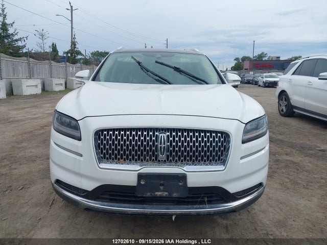 2LMPJ8K99NBL24608 Lincoln Nautilus Reserve