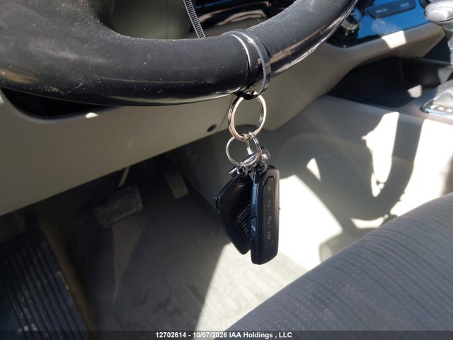 Продажа на аукционе авто 2019 Kia Sedona Lx, vin: KNDMB5C12K6453372, номер лота: 12702614
