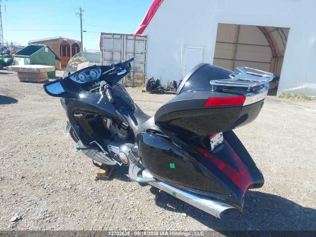 Victory Motorcycles Vision Tour 2017 5VPVTAAV5H3058940 Image 3