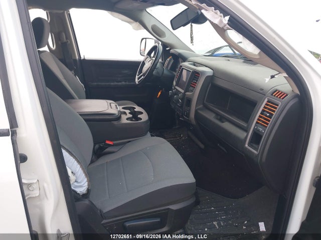 3C6RR7KG4NG374671 RAM 1500 Classic Tradesman