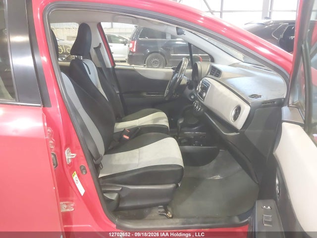 2012 Toyota Yaris მანქანა იყიდება აუქციონზე, vin: JTDKTUD33CD516412, აუქციონის ნომერი: 12702652