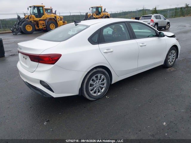 KIA FORTE LX 2022 3KPF24ADXNE453568 Image 4