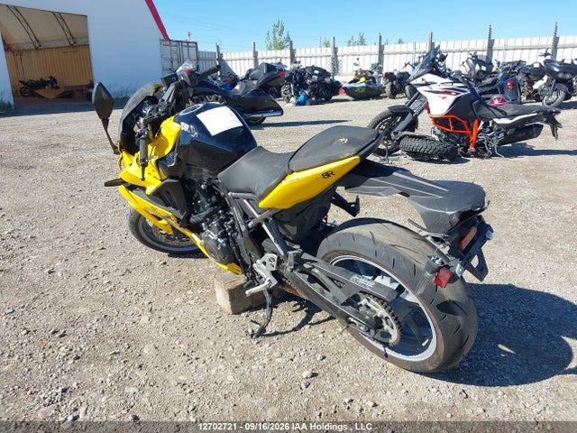 Suzuki Gsx800 F 2025 JS1EM13B9S7101510 Image 3