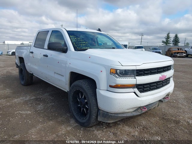 2018 3GCUKPEC9JG617949 main image