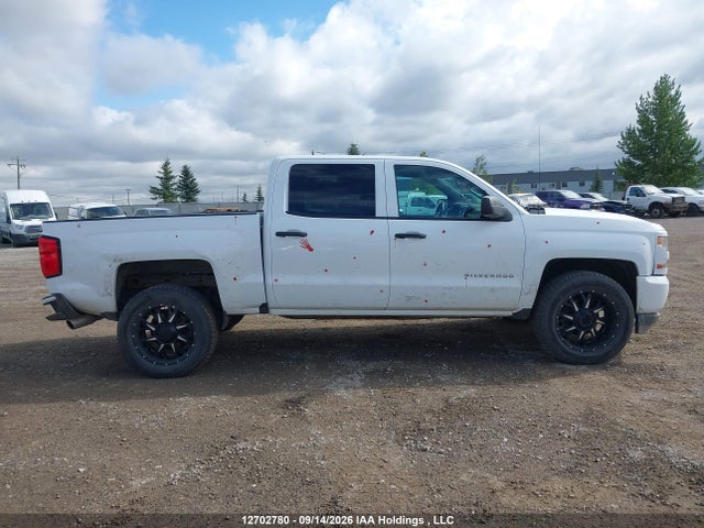 Продажа на аукционе авто 2018 Chevrolet Silverado K1500 Custom, vin: 3GCUKPEC9JG617949, номер лота: 12702780
