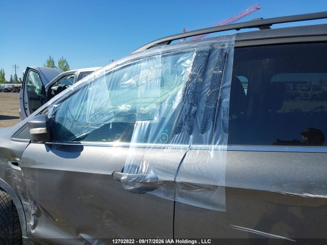 12702822 :رقم المزاد ، 1FMCU9H99DUD89899 vin ، 2013 Ford Escape Sel مزاد بيع