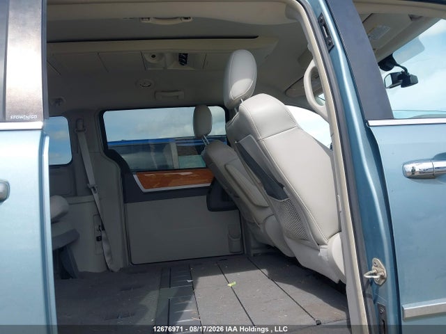 Auction sale of the 2009 Chrysler Town & Country Limited, vin: 2A8HR64X59R510486, lot number: 12676971