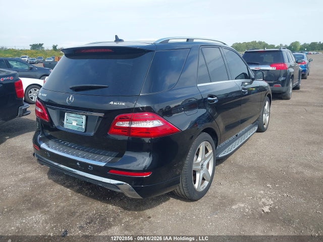 Продажа на аукционе авто 2015 Mercedes-benz Ml 400 4matic, vin: 4JGDA5GB5FA526397, номер лота: 12702856