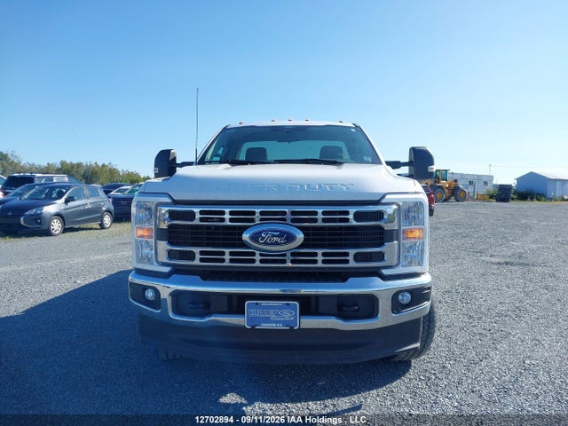 12702894 :رقم المزاد ، 1FTRF3BN0REC10193 vin ، 2024 Ford F350 Super Duty مزاد بيع