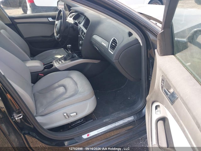 Продажа на аукционе авто 2015 Audi A4 2.0t Komfort Plus, vin: WAUDFCFL7FN008947, номер лота: 12702898