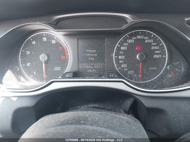 Продажа на аукционе авто 2015 Audi A4 2.0t Komfort Plus, vin: WAUDFCFL7FN008947, номер лота: 12702898