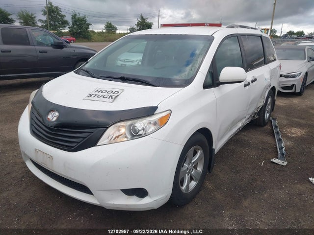 Продаж на аукціоні авто 2016 Toyota Sienna, vin: 5TDZK3DC0GS752022, номер лоту: 12702957