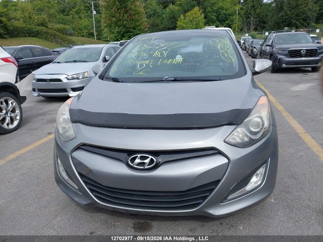 2013 Hyundai Elantra Gt მანქანა იყიდება აუქციონზე, vin: KMHD35LE6DU026481, აუქციონის ნომერი: 12702977