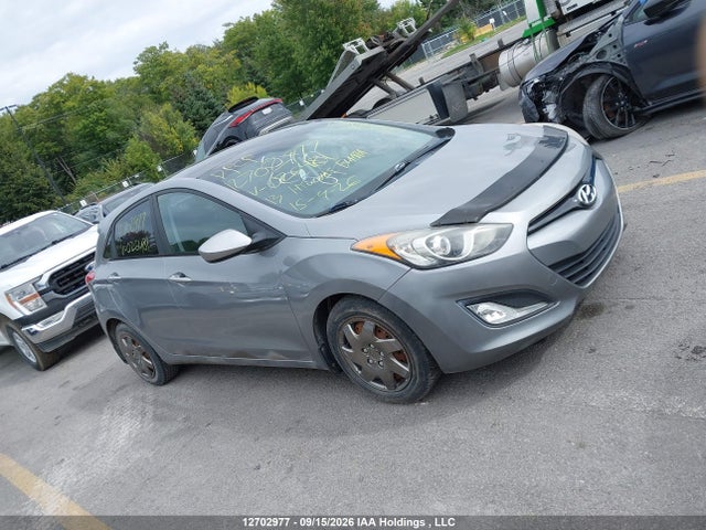 2013 Hyundai Elantra Gt მანქანა იყიდება აუქციონზე, vin: KMHD35LE6DU026481, აუქციონის ნომერი: 12702977