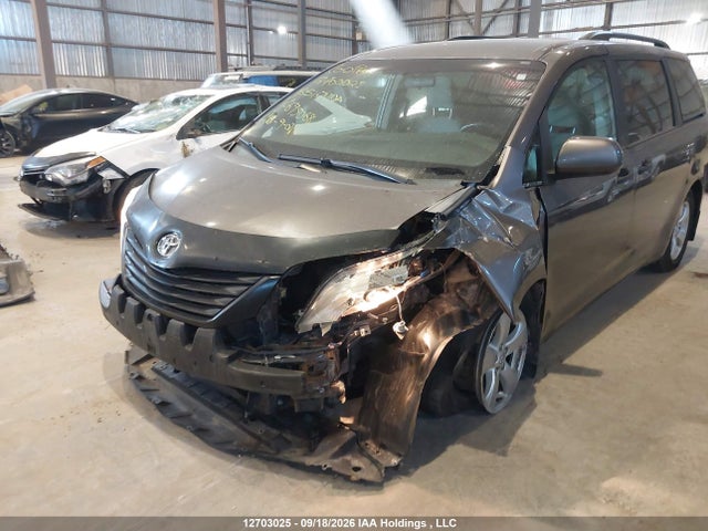 Продаж на аукціоні авто 2016 Toyota Sienna 7 Passenger, vin: 5TDZK3DC1GS695068, номер лоту: 12703025