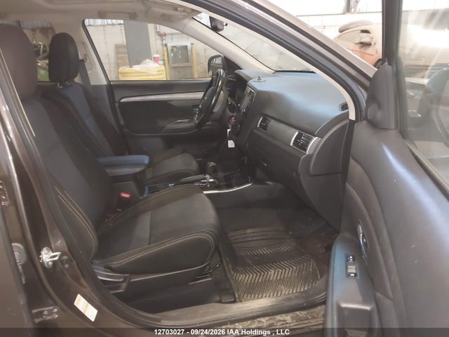 Mitsubishi Outlander Es 2017 JA4AZ2A3XHZ602811 Image 5