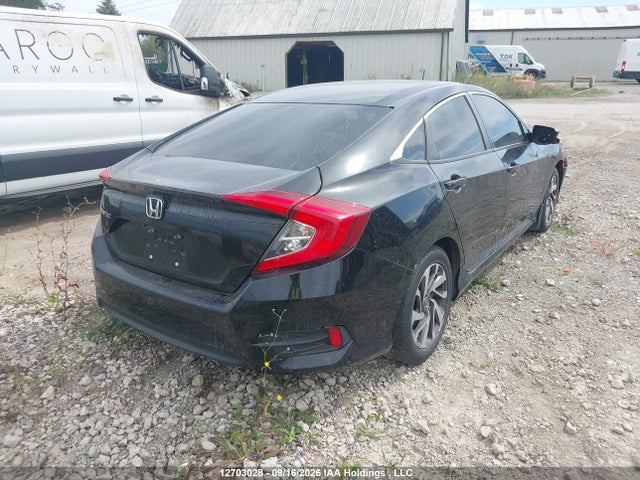 Honda CIVIC EX 2018 2HGFC2F80JH006356 Image 4