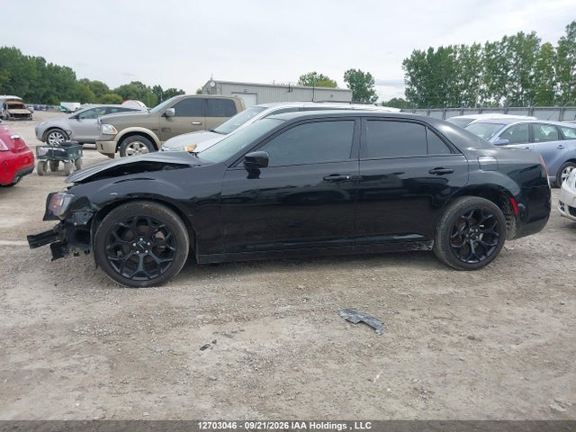 Aukcja sprzedaży 2016 Chrysler 300 S, vin: 2C3CCABG0GH224142, numer aukcji: 12703046
