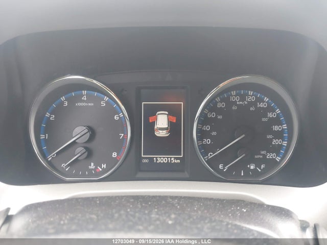2T3BFREV8JW772534 Toyota RAV4 LE