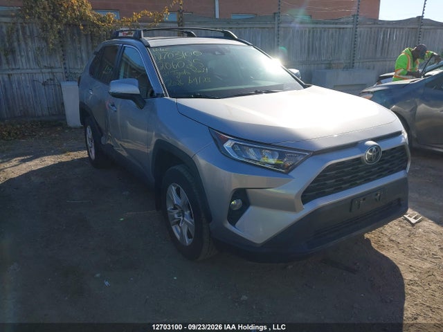 Продаж на аукціоні авто 2021 Toyota Rav4, vin: 2T3R1RFV5MC206025, номер лоту: 12703100