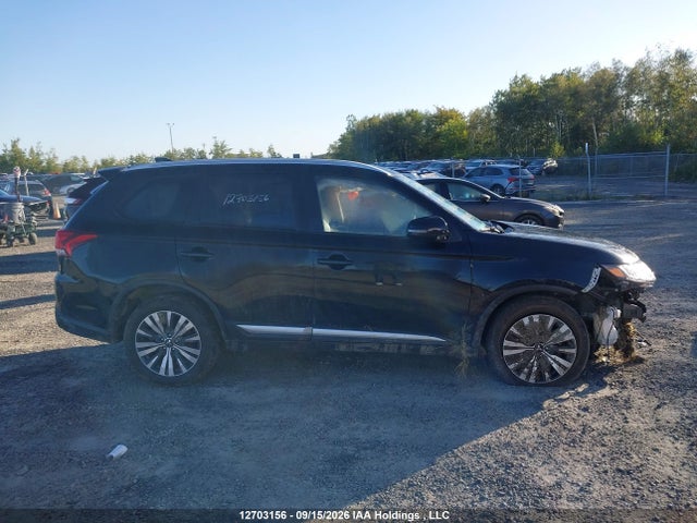 JA4AZ2A38LZ614562 Mitsubishi Outlander Es